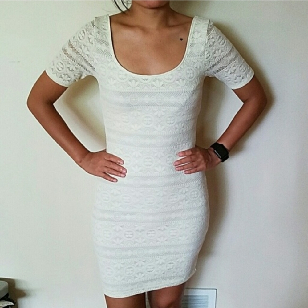 Abercrombie & Fitch Cream Bodycon Lace Dress Size Small